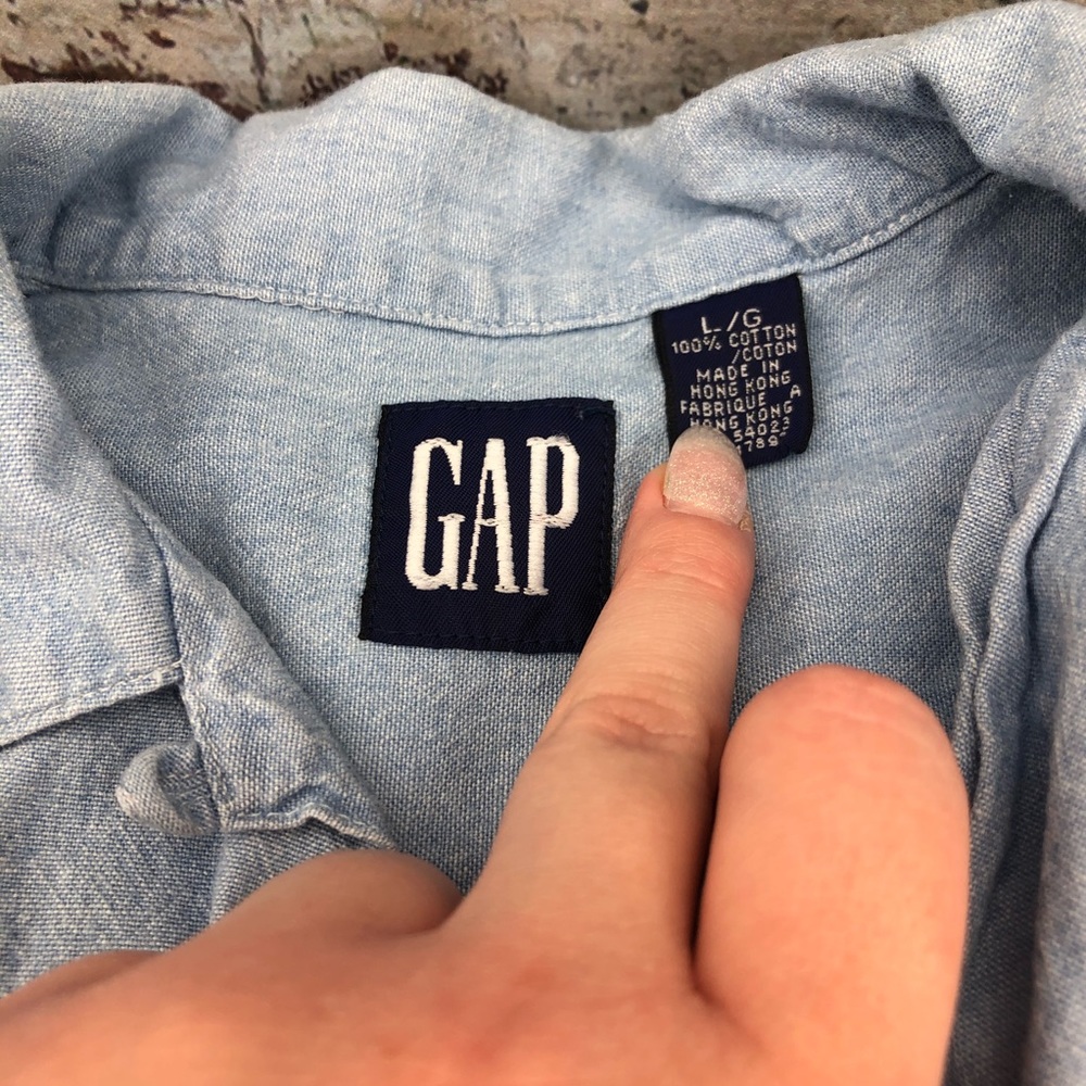 GAP Cross-stitch Button-up - Picture 4 of 4